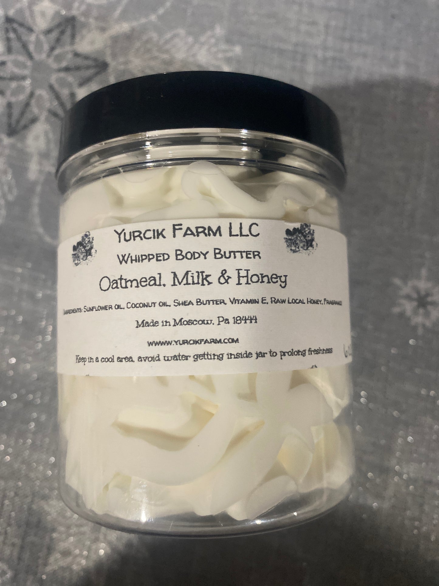 6 oz oatmeal milk and honey